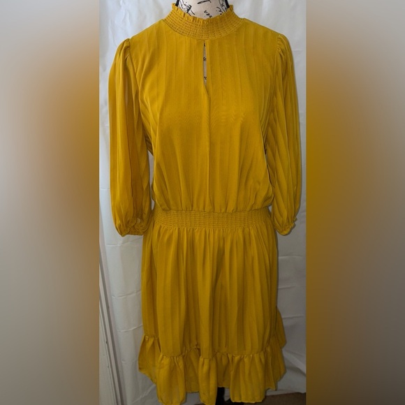 LIVE SHOW ITEM - Picture 7 of 8